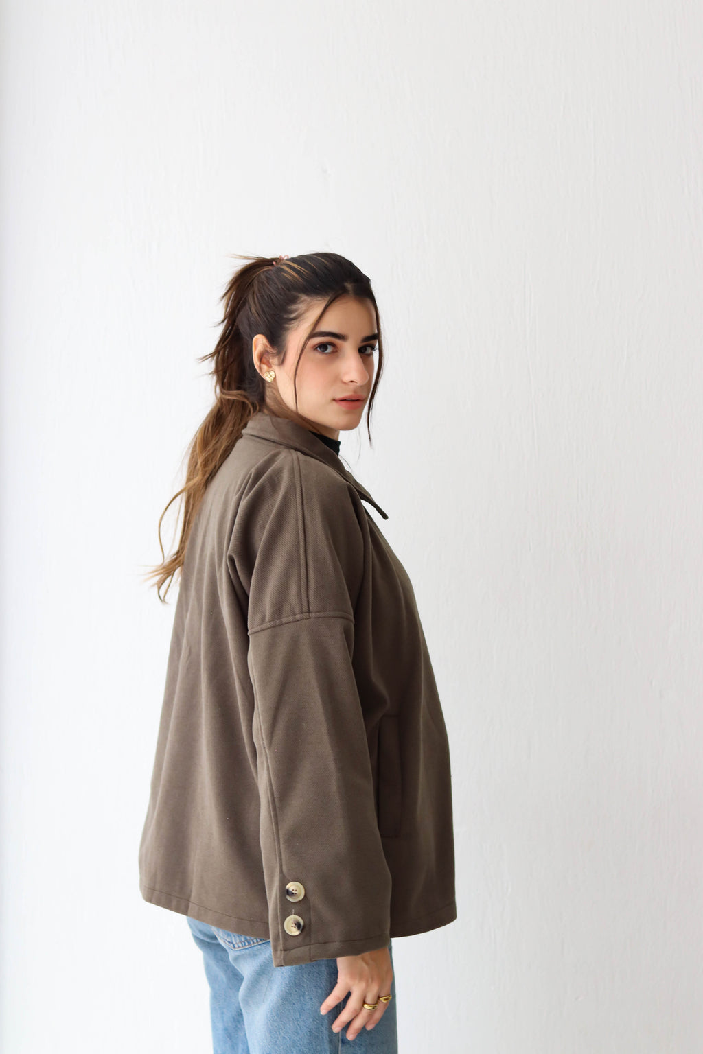 Cozy Buttoned Jacket -in olive