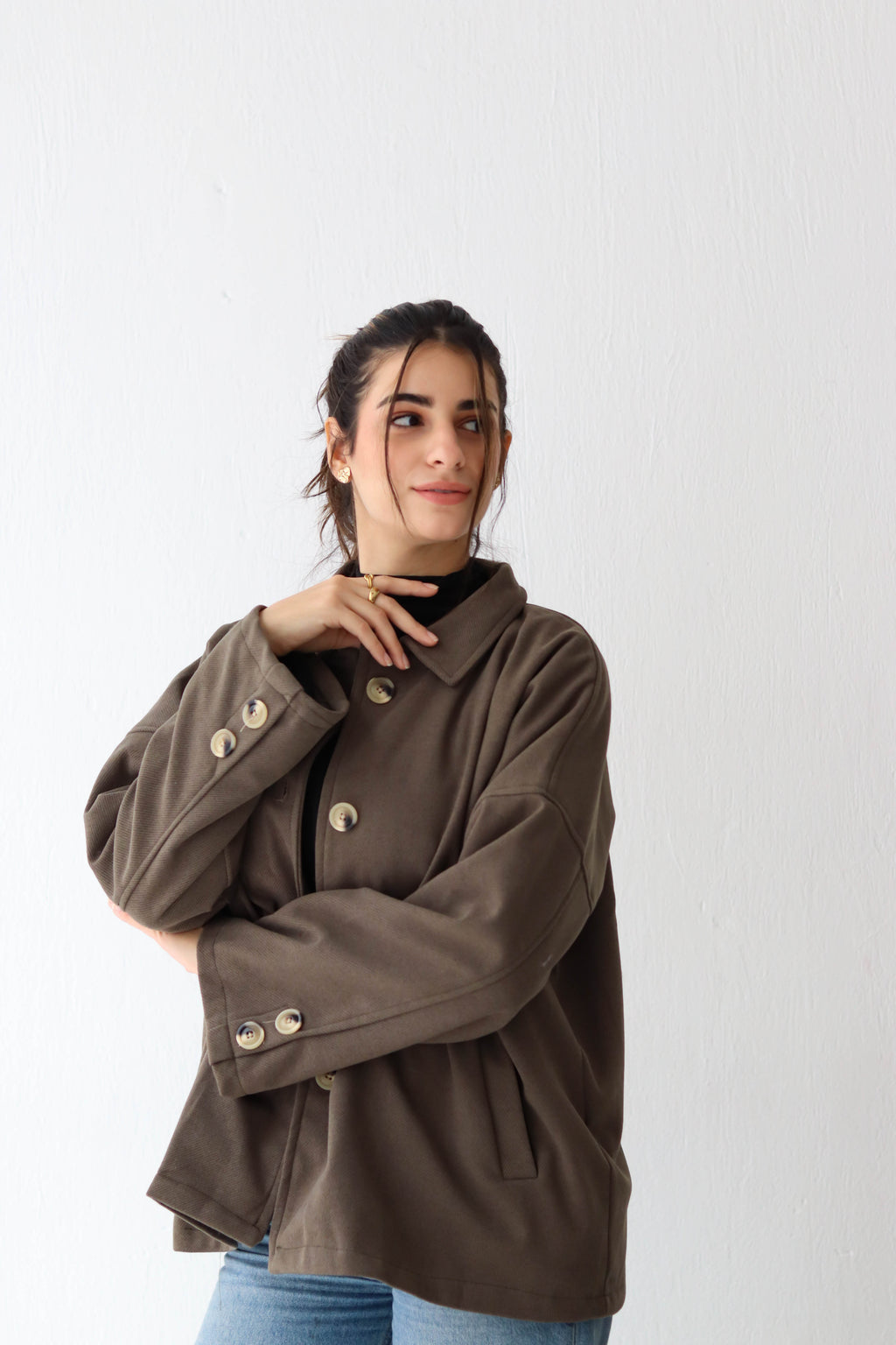 Cozy Buttoned Jacket -in olive