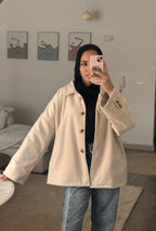 Cozy Buttoned Jacket -in warm off-white