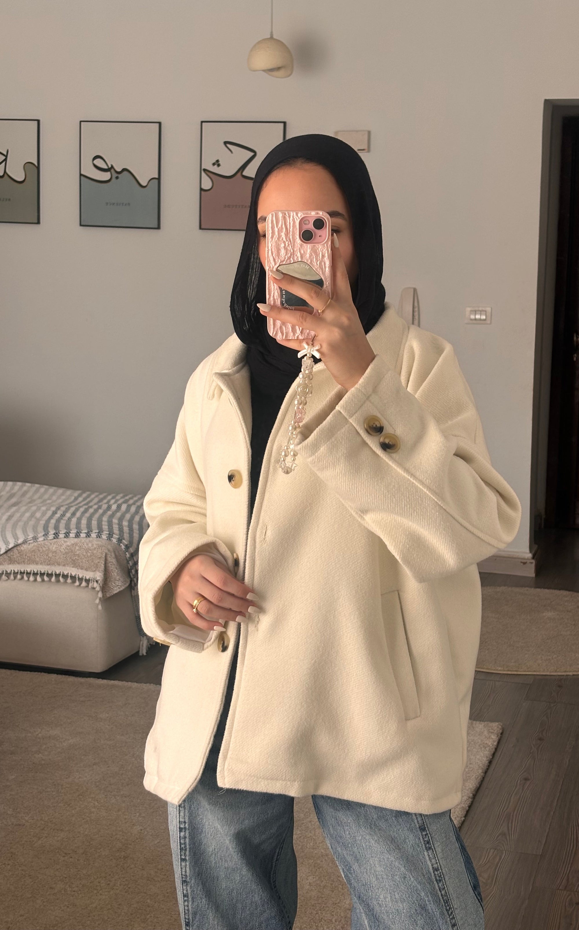 Cozy Buttoned Jacket - in cream