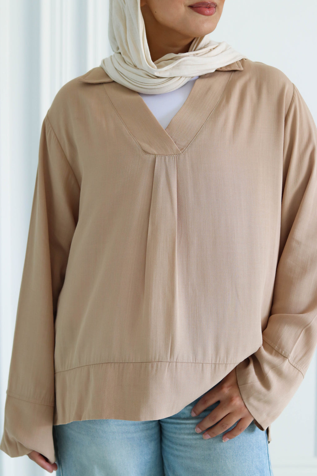 Basic Linen Shirt In Beige
